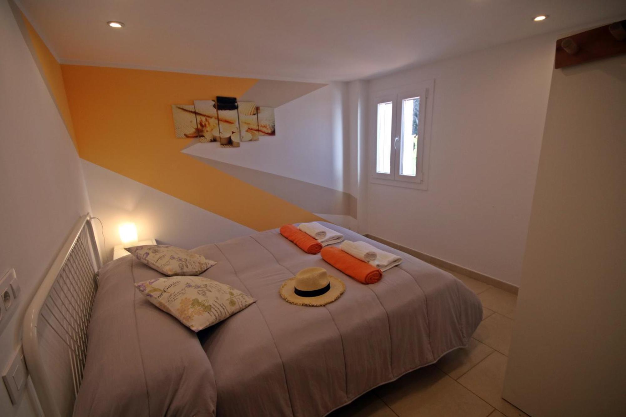 Wunderschoenes Kleines Apartment Fuer 2 Personen Mit Idylischen Blick Ins Gruene Cala Galdana  Esterno foto